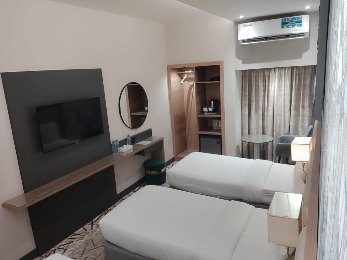 Sky Park Hotel Dubaj Kültér fotó