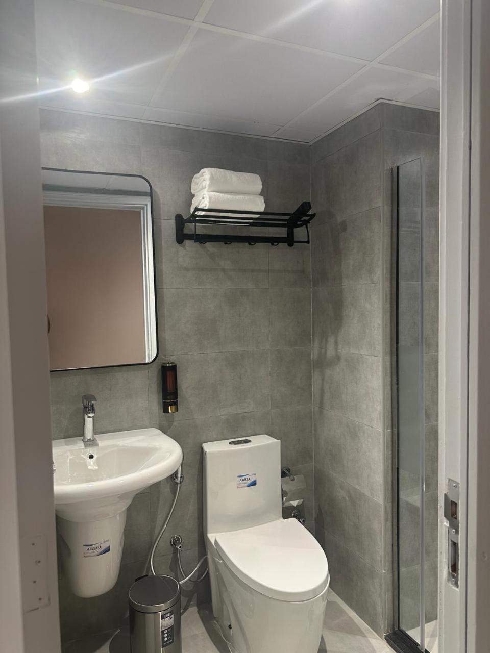 Sky Park Hotel Dubaj Kültér fotó